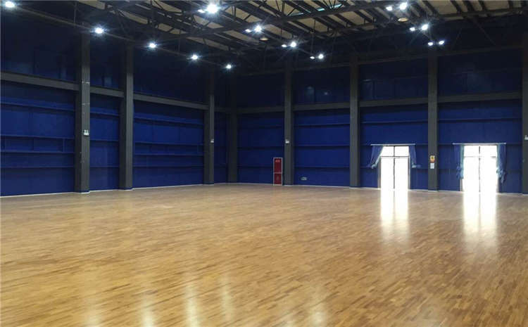 指接板體育館實木地板怎么維修？