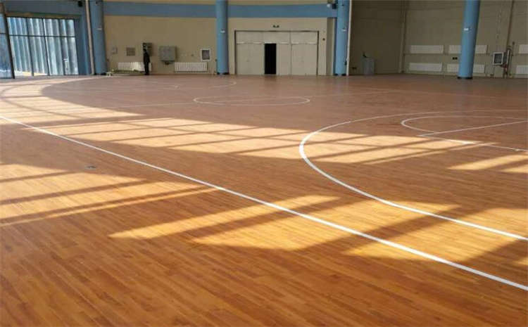 上海22厚木地板籃球館廠家哪家好？