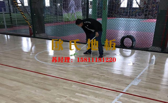 籃球館為什么要用專(zhuān)業(yè)的運(yùn)動(dòng)木地板