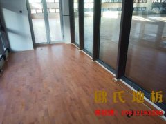 貴陽舞臺(tái)地板怎么安裝